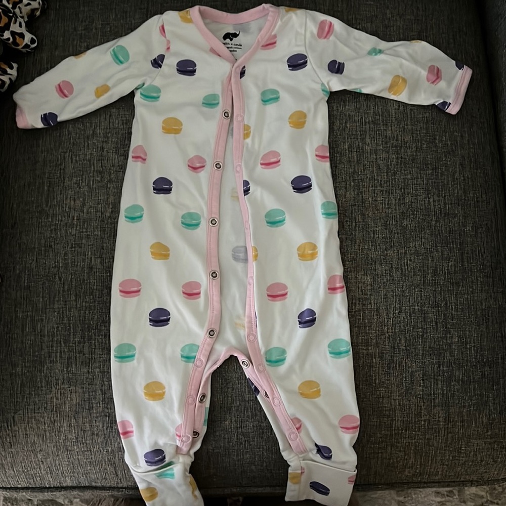 Monica and Andy button one piece 0-3 months macarons EUC
